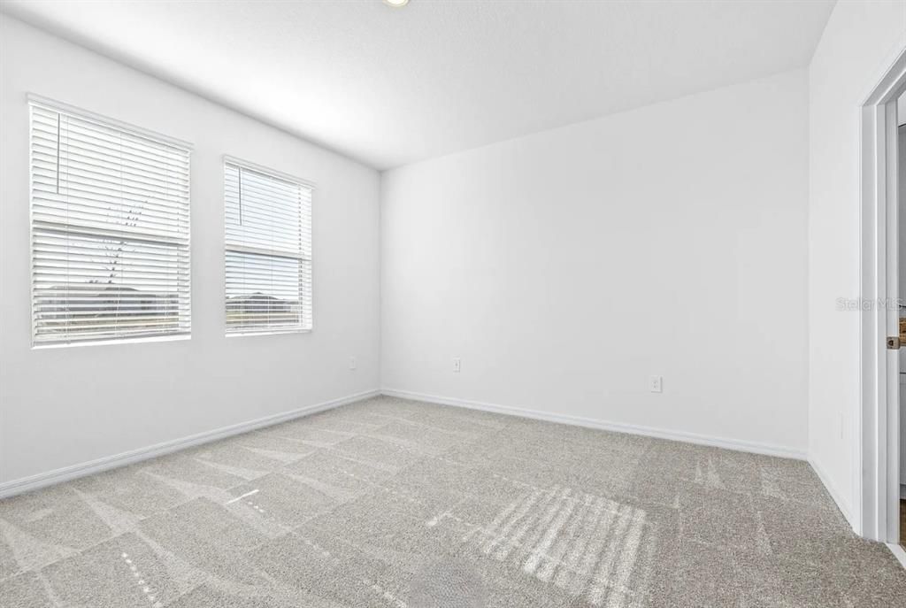 For Rent: $2,250 (4 beds, 2 baths, 1340 Square Feet)