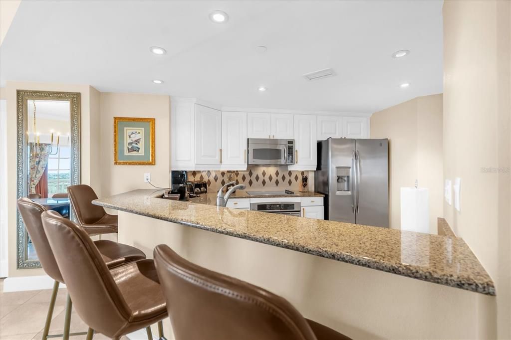 For Sale: $479,000 (2 beds, 2 baths, 1646 Square Feet)