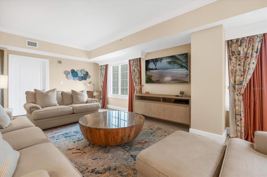 For Sale: $479,000 (2 beds, 2 baths, 1646 Square Feet)