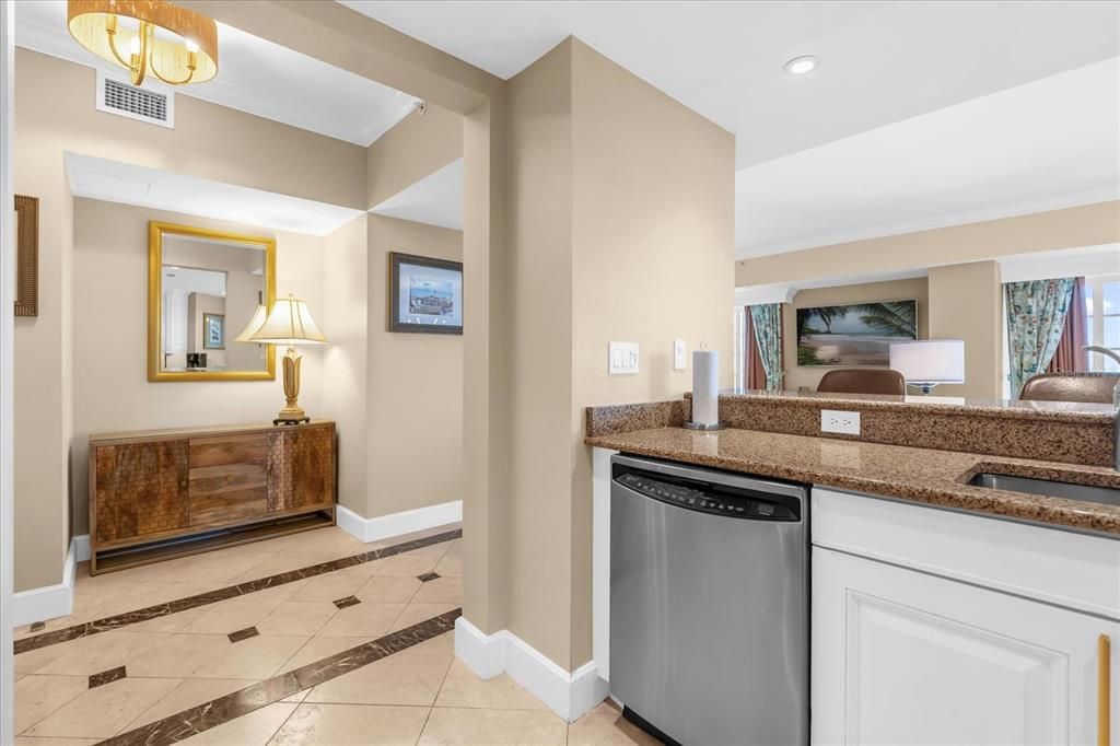 For Sale: $479,000 (2 beds, 2 baths, 1646 Square Feet)