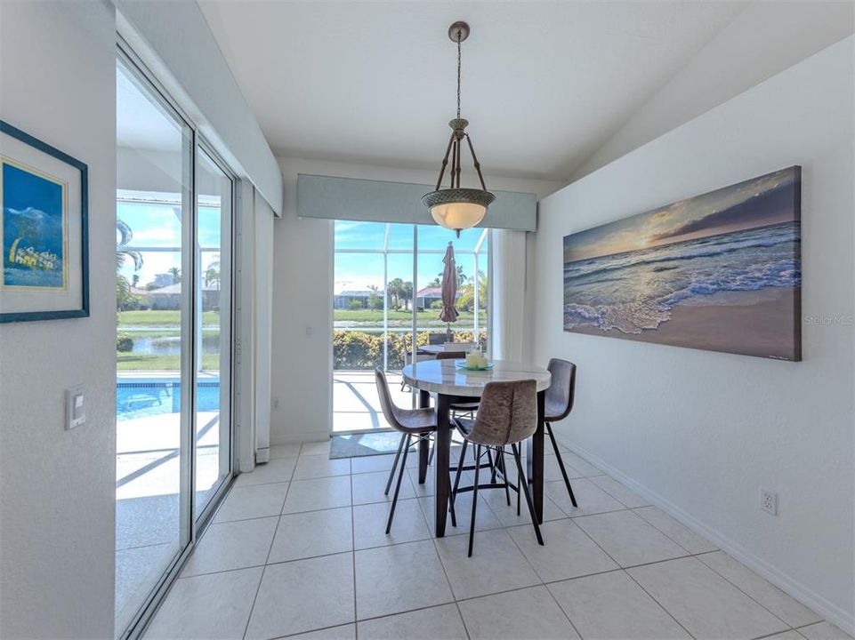 Activo con contrato: $679,000 (3 camas, 2 baños, 2314 Pies cuadrados)