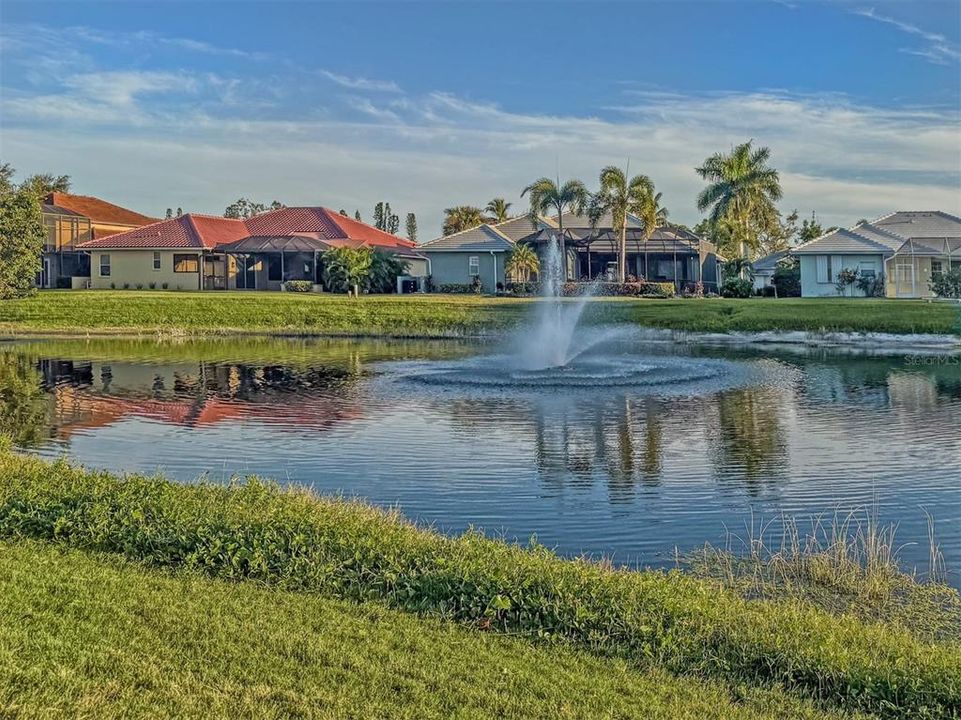 Activo con contrato: $679,000 (3 camas, 2 baños, 2314 Pies cuadrados)