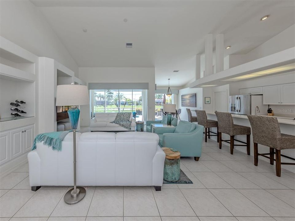 Activo con contrato: $679,000 (3 camas, 2 baños, 2314 Pies cuadrados)
