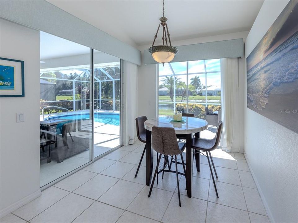 Activo con contrato: $679,000 (3 camas, 2 baños, 2314 Pies cuadrados)