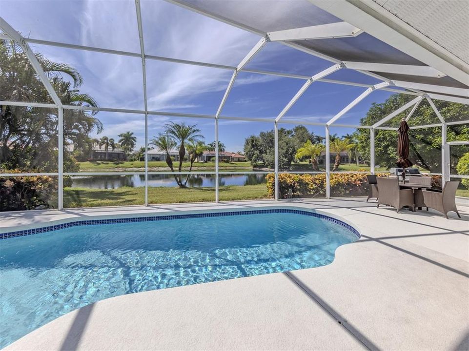 Activo con contrato: $679,000 (3 camas, 2 baños, 2314 Pies cuadrados)