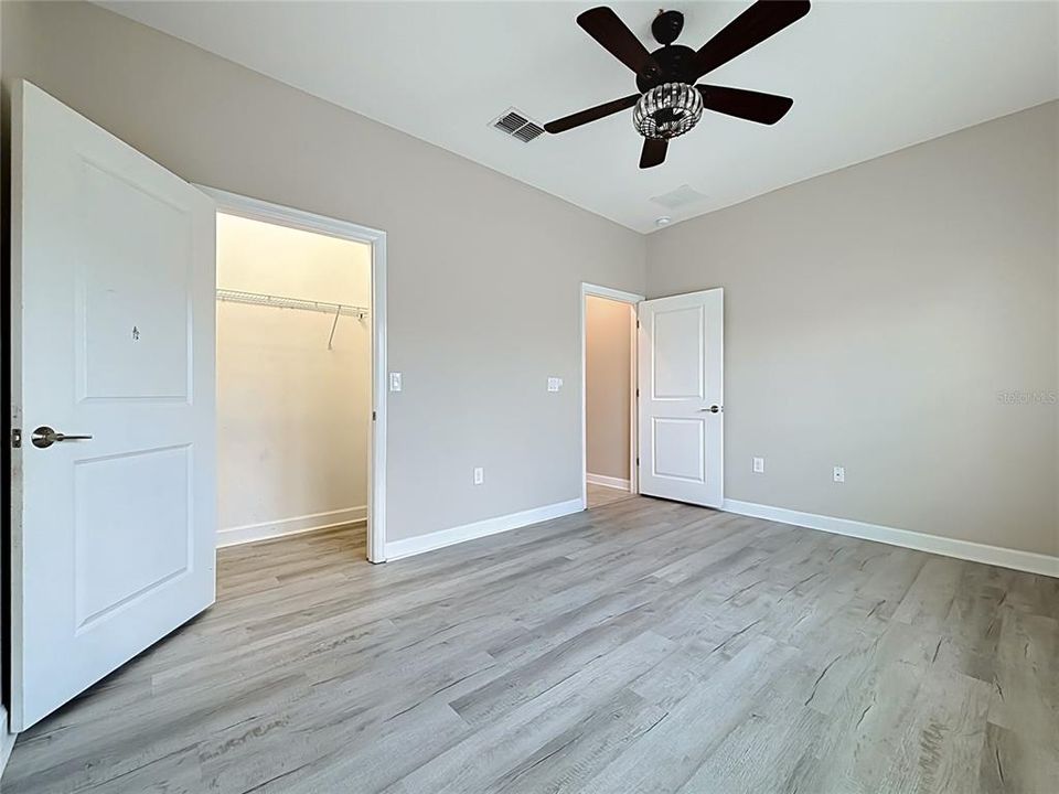 For Sale: $245,900 (2 beds, 2 baths, 1505 Square Feet)