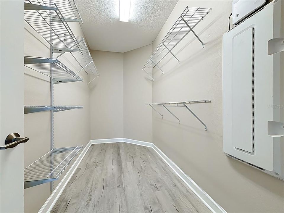 For Sale: $245,900 (2 beds, 2 baths, 1505 Square Feet)