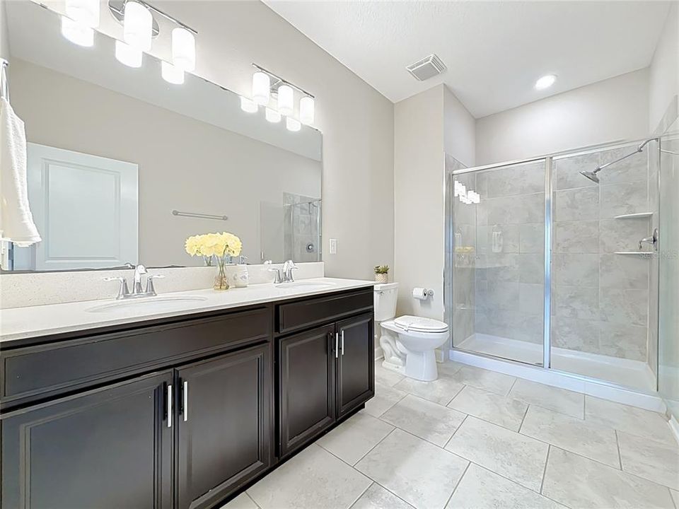 For Sale: $245,900 (2 beds, 2 baths, 1505 Square Feet)