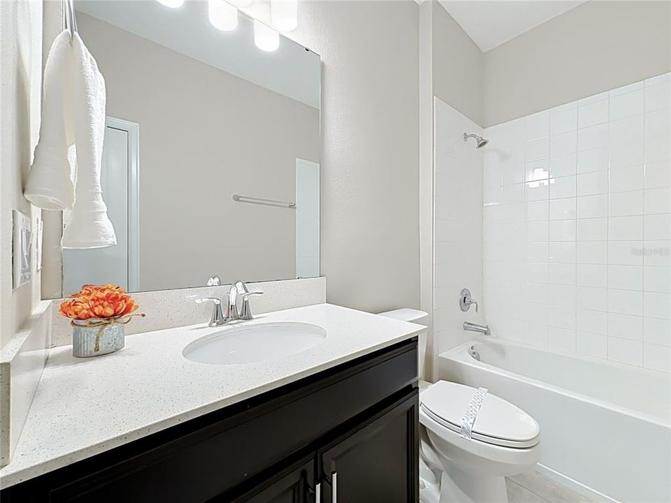 For Sale: $245,900 (2 beds, 2 baths, 1505 Square Feet)