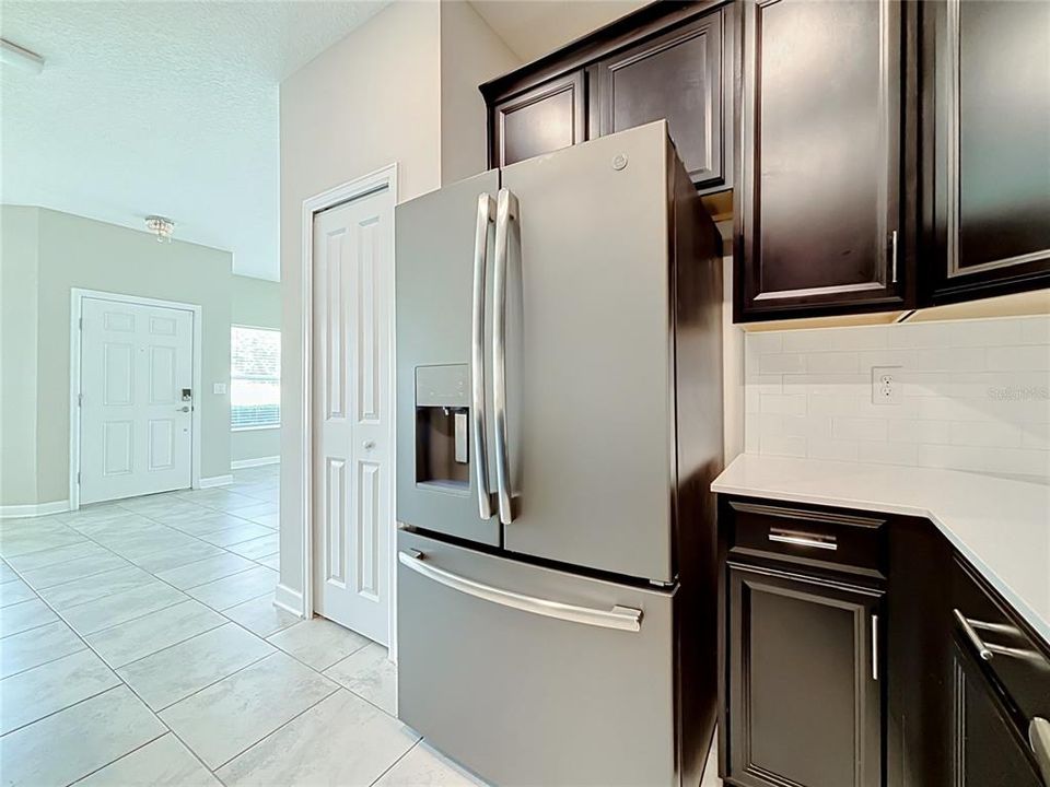 For Sale: $245,900 (2 beds, 2 baths, 1505 Square Feet)