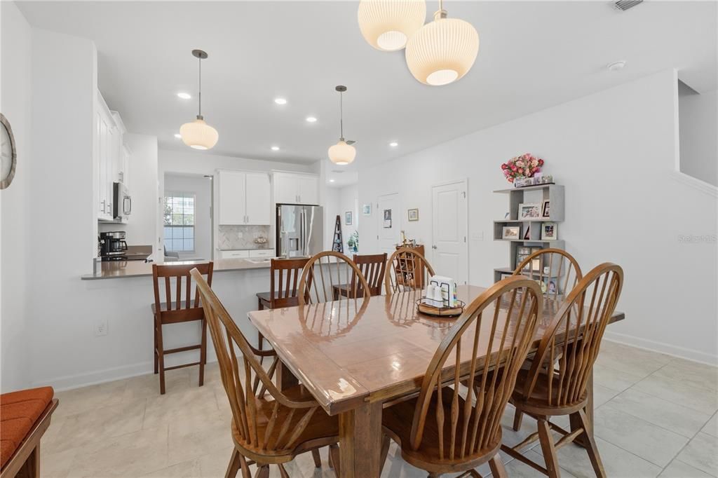 For Sale: $474,900 (3 beds, 2 baths, 2203 Square Feet)