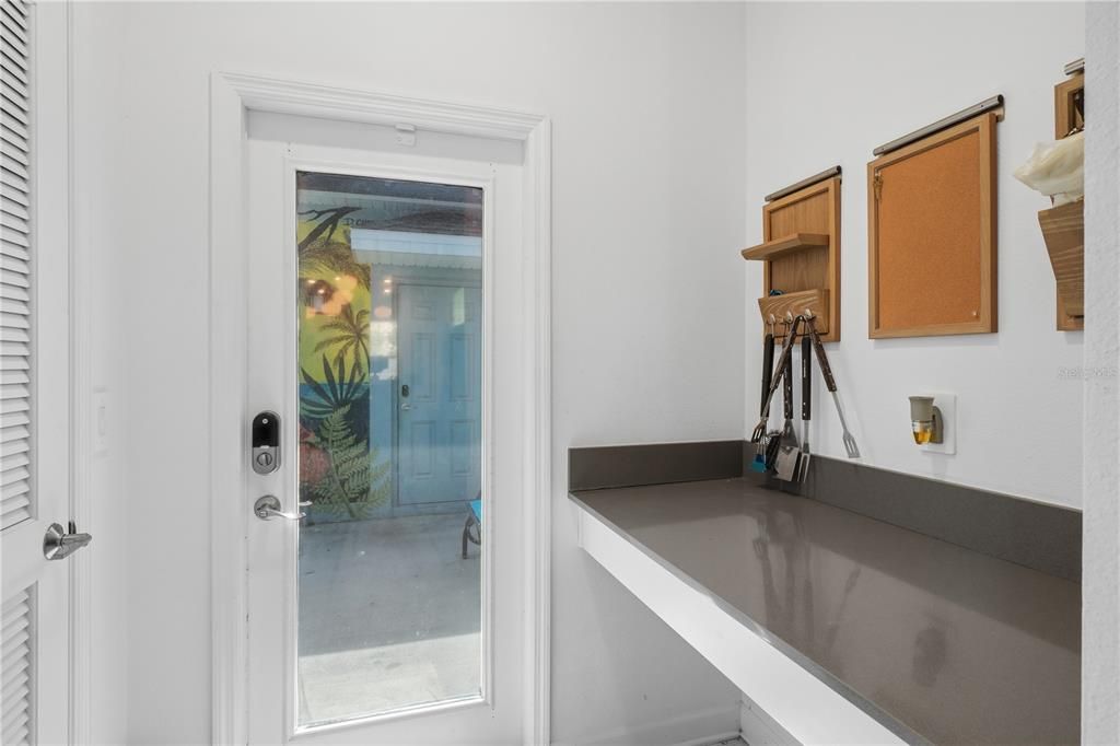 For Sale: $474,900 (3 beds, 2 baths, 2203 Square Feet)