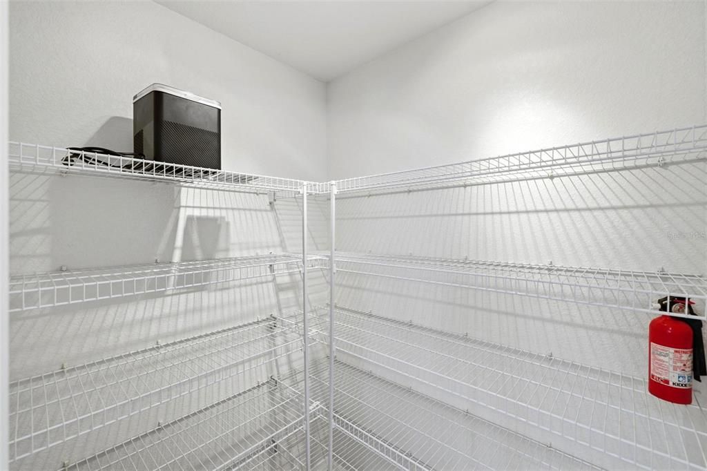 For Sale: $535,000 (3 beds, 2 baths, 2284 Square Feet)