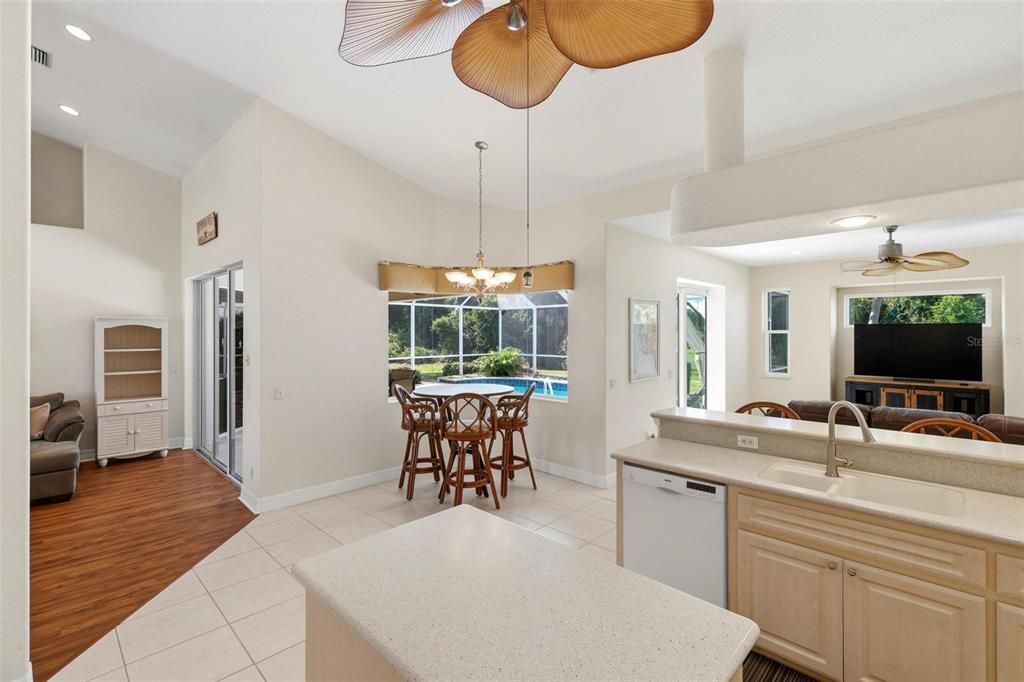 For Sale: $535,000 (3 beds, 2 baths, 2284 Square Feet)