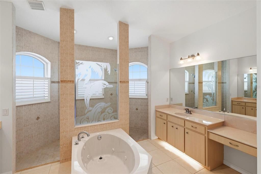 For Sale: $535,000 (3 beds, 2 baths, 2284 Square Feet)