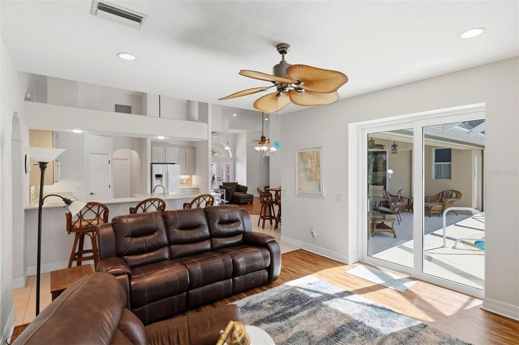 For Sale: $535,000 (3 beds, 2 baths, 2284 Square Feet)
