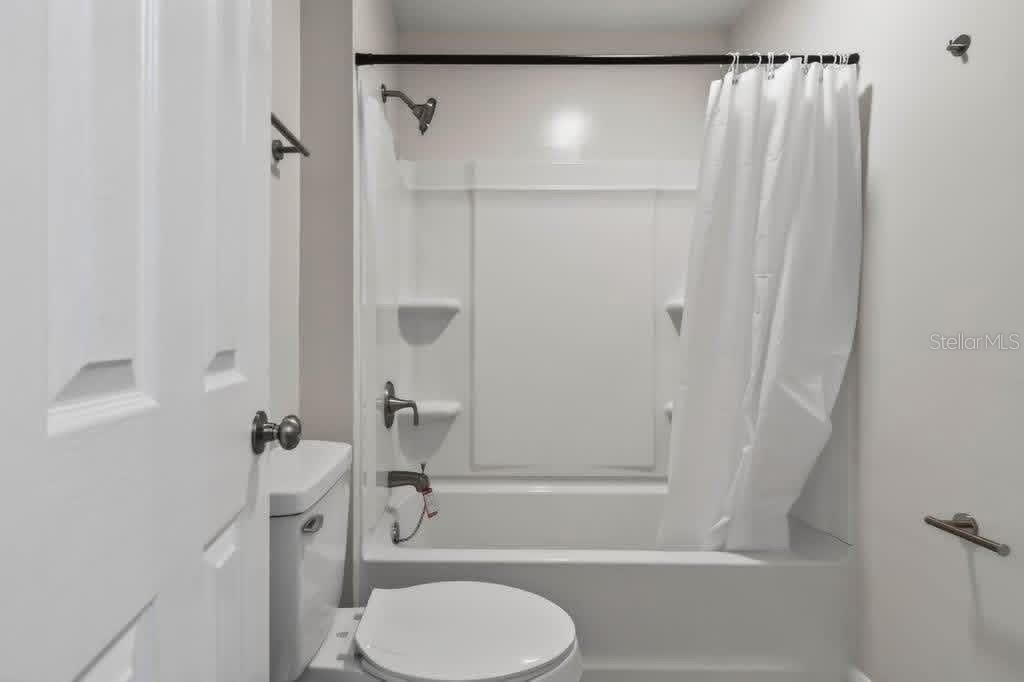 En Renta: $900 (0 camas, 1 baños, 185 Pies cuadrados)