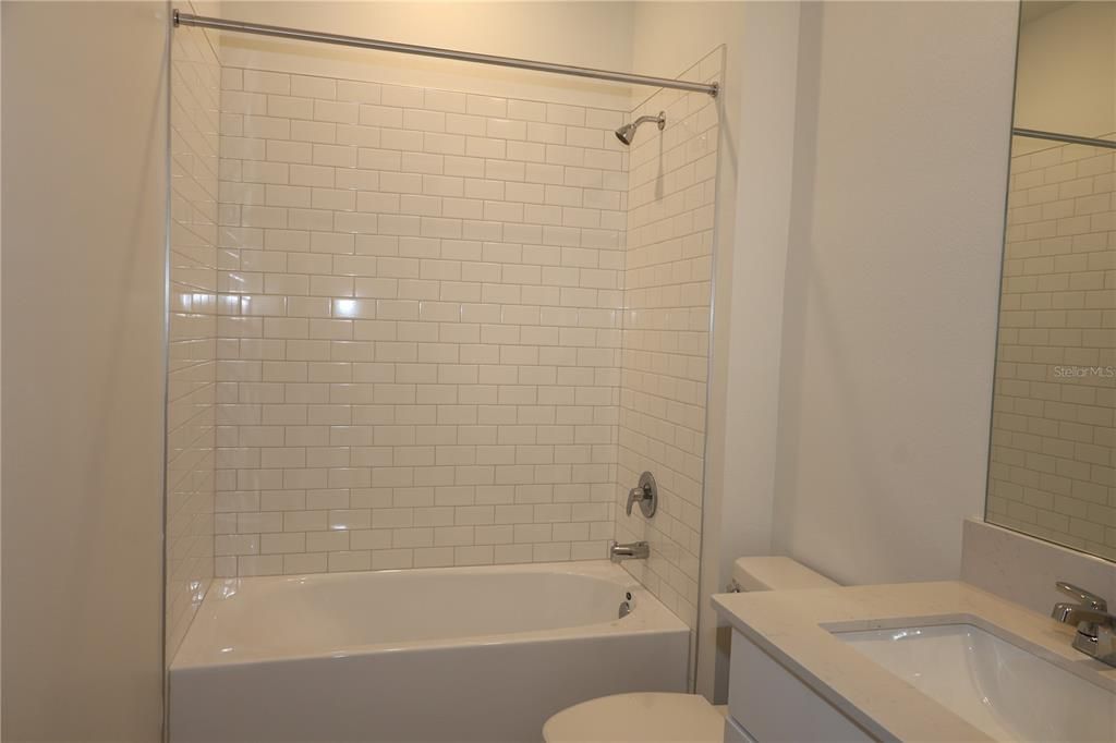 En Renta: $2,150 (3 camas, 2 baños, 1521 Pies cuadrados)