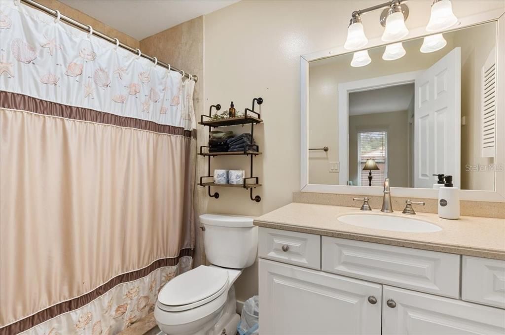 For Sale: $595,000 (3 beds, 2 baths, 1210 Square Feet)