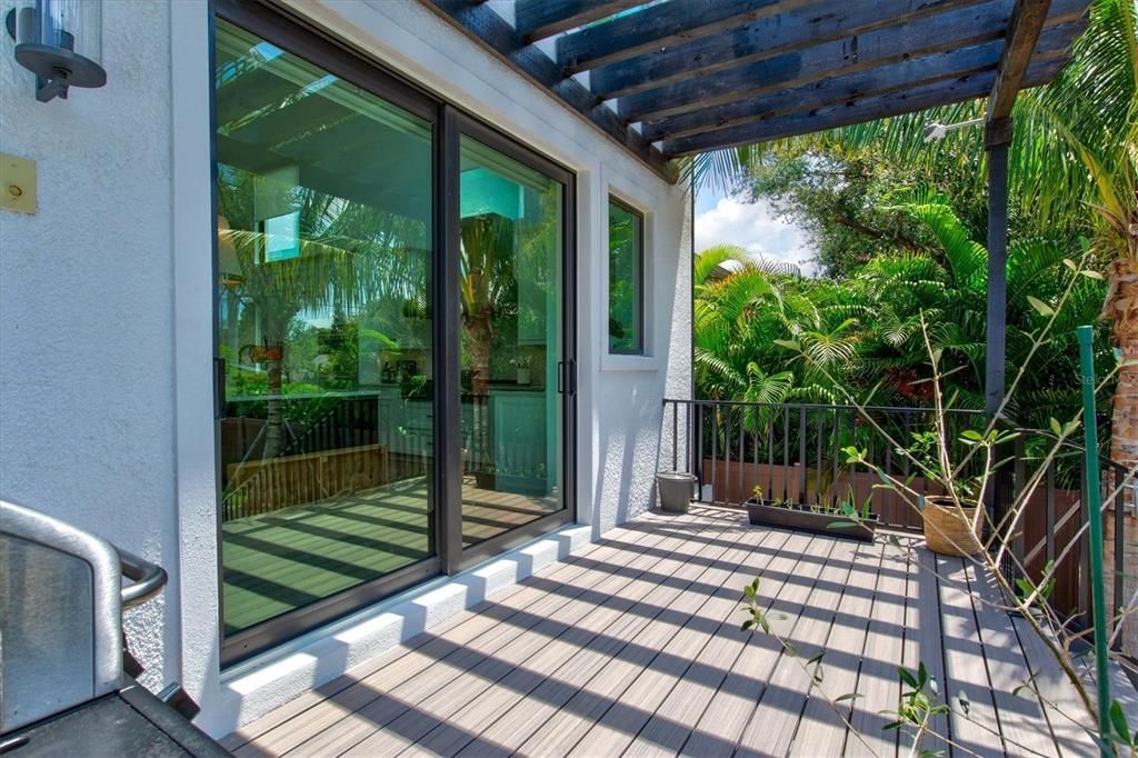 En Venta: $2,095,000 (4 camas, 3 baños, 3255 Pies cuadrados)