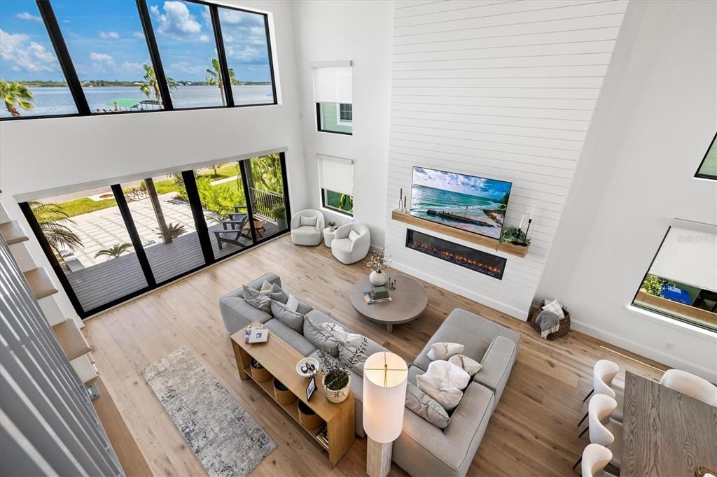 En Venta: $2,095,000 (4 camas, 3 baños, 3255 Pies cuadrados)