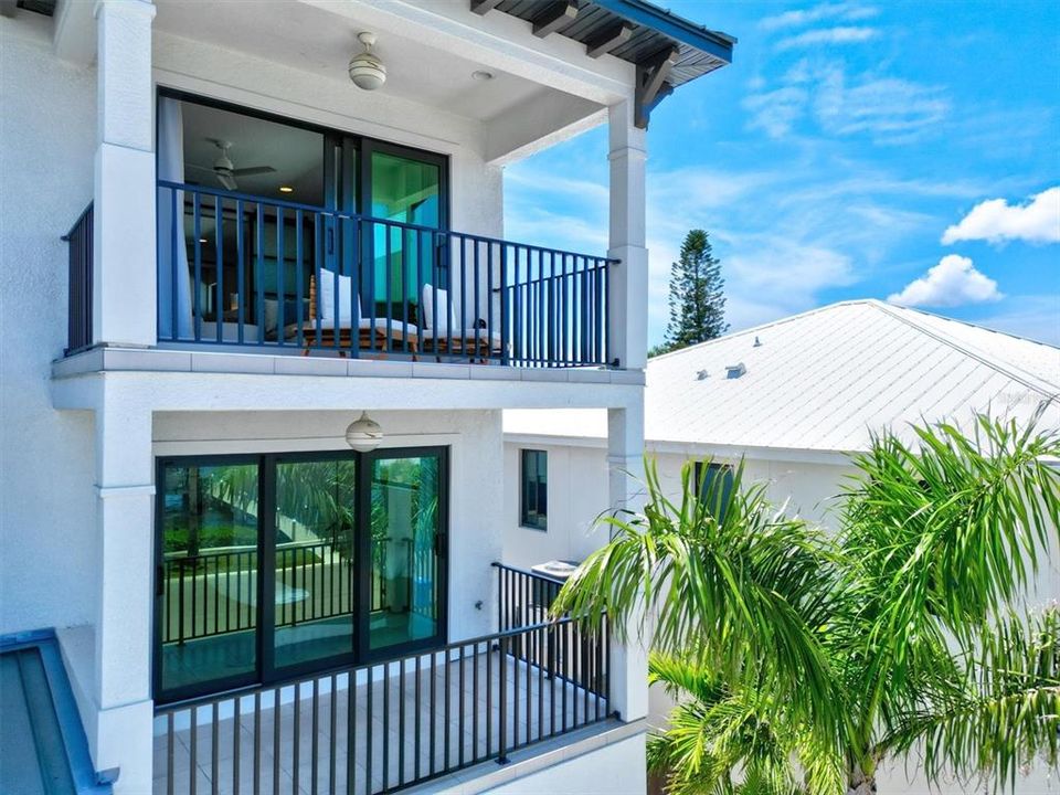 En Venta: $2,095,000 (4 camas, 3 baños, 3255 Pies cuadrados)
