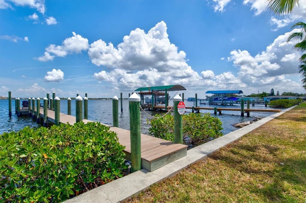 En Venta: $2,095,000 (4 camas, 3 baños, 3255 Pies cuadrados)