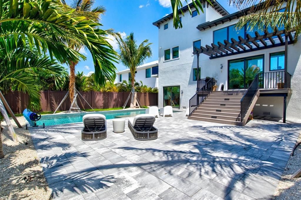 En Venta: $2,095,000 (4 camas, 3 baños, 3255 Pies cuadrados)
