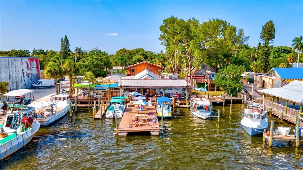 En Venta: $2,095,000 (4 camas, 3 baños, 3255 Pies cuadrados)