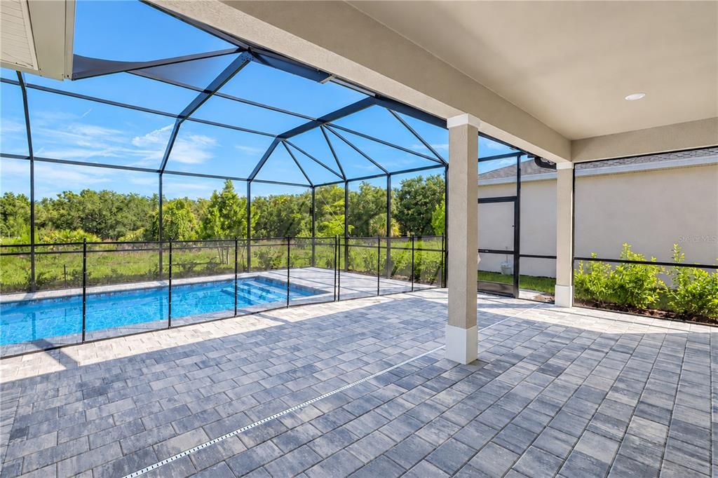 For Sale: $469,499 (4 beds, 2 baths, 2520 Square Feet)