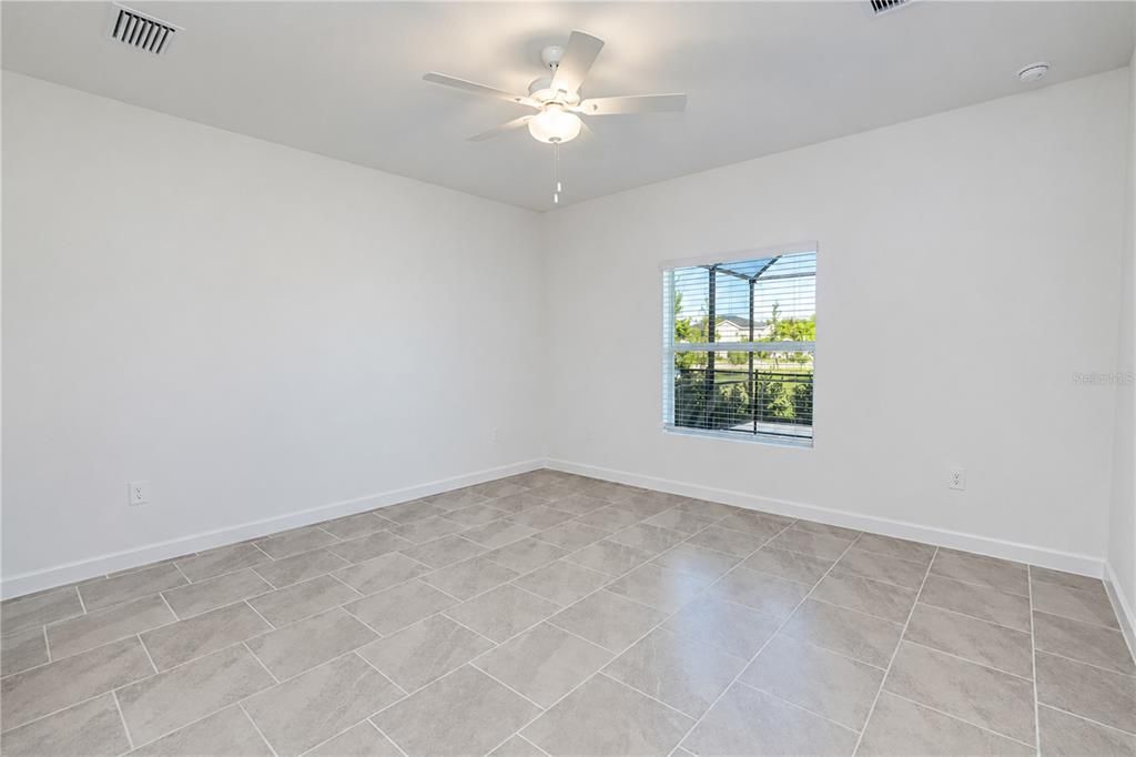 For Sale: $469,499 (4 beds, 2 baths, 2520 Square Feet)
