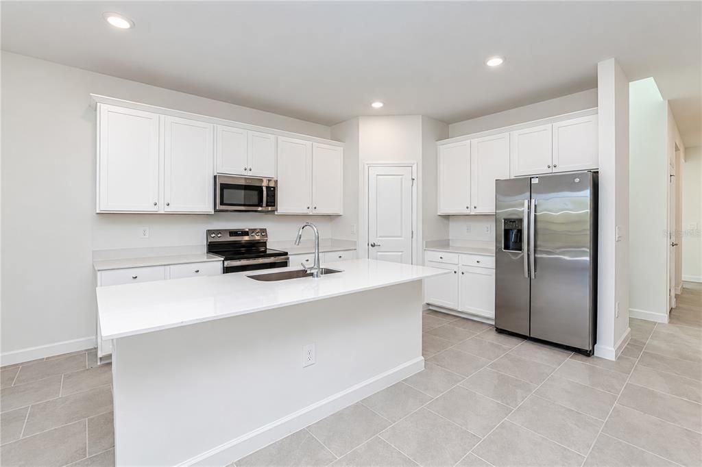 For Sale: $469,499 (4 beds, 2 baths, 2520 Square Feet)