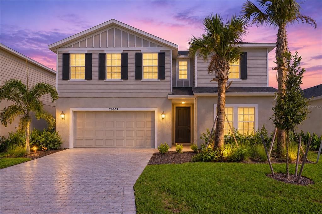For Sale: $469,499 (4 beds, 2 baths, 2520 Square Feet)