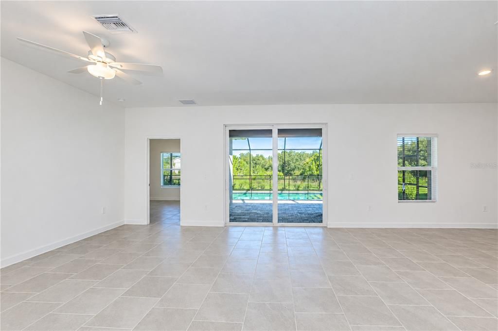 For Sale: $469,499 (4 beds, 2 baths, 2520 Square Feet)