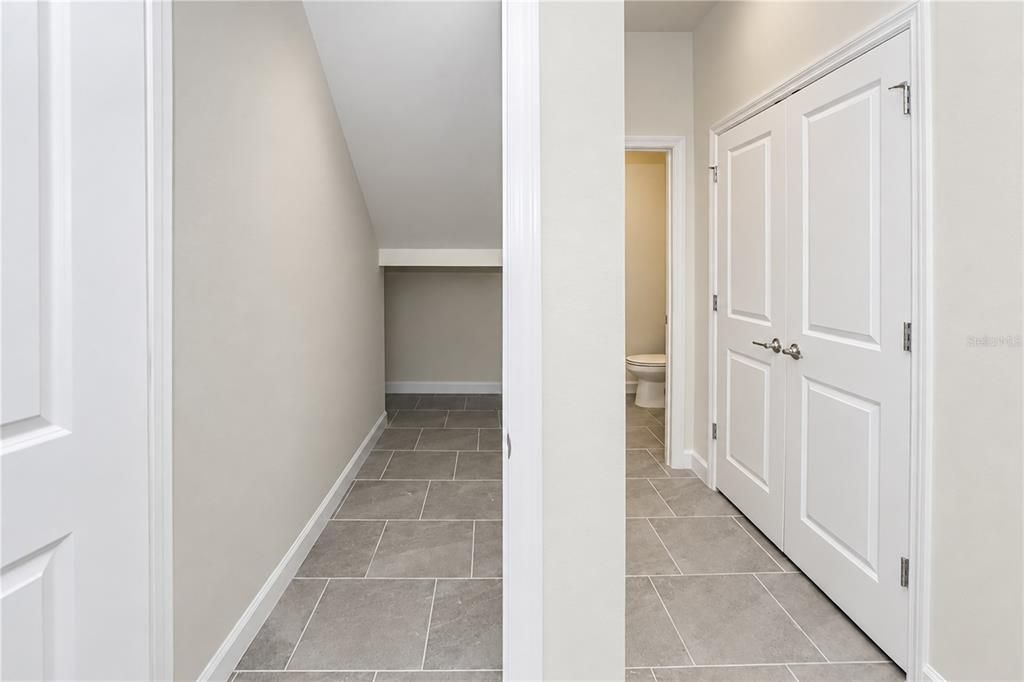 For Sale: $469,499 (4 beds, 2 baths, 2520 Square Feet)