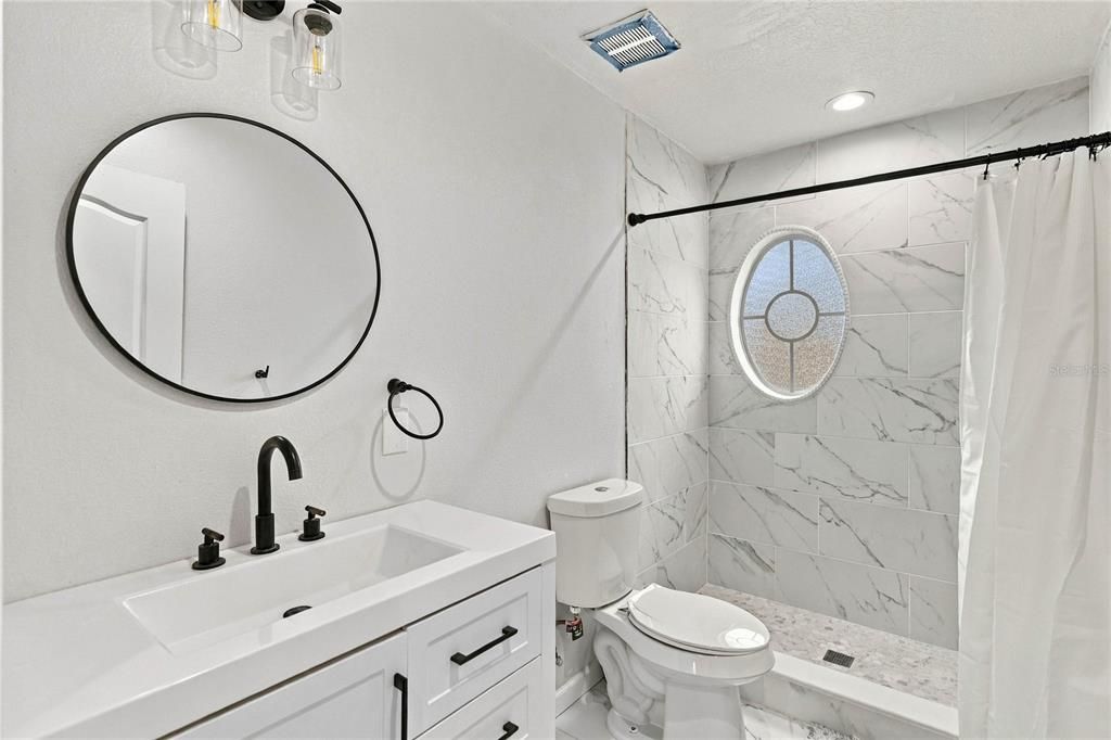 En Venta: $550,000 (5 camas, 3 baños, 2747 Pies cuadrados)