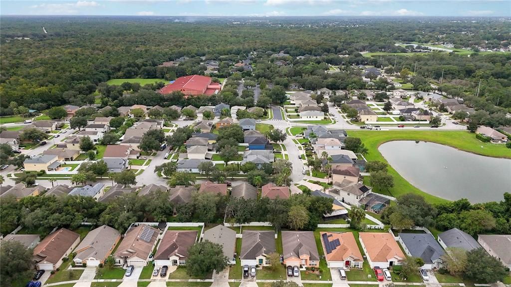 En Venta: $550,000 (5 camas, 3 baños, 2747 Pies cuadrados)