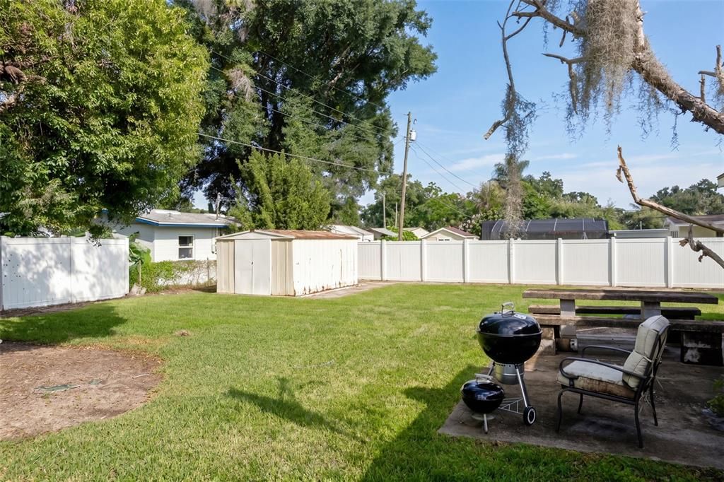 En Venta: $450,000 (4 camas, 2 baños, 1866 Pies cuadrados)
