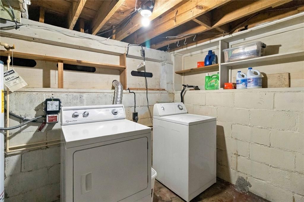 En Venta: $800,000 (4 camas, 2 baños, 2359 Pies cuadrados)
