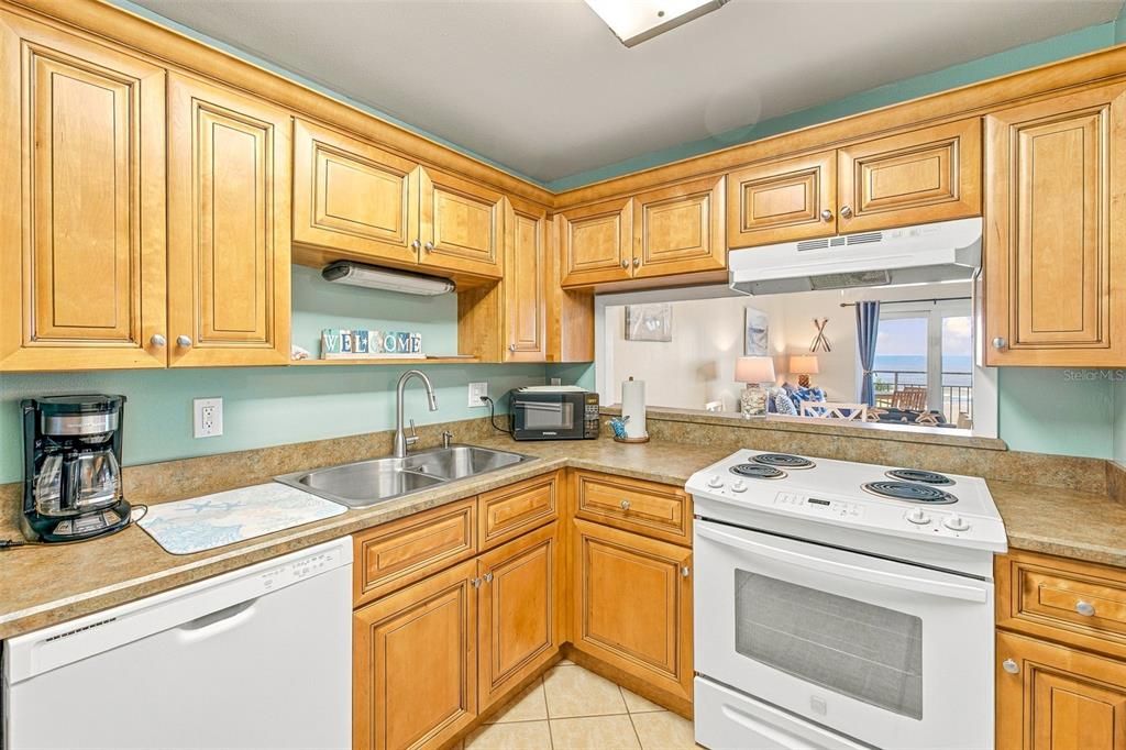 En Venta: $369,000 (1 camas, 1 baños, 748 Pies cuadrados)