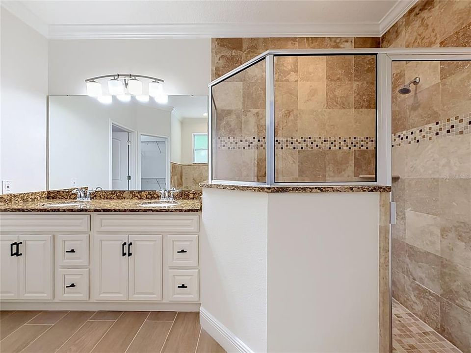 En Venta: $625,000 (4 camas, 3 baños, 2132 Pies cuadrados)