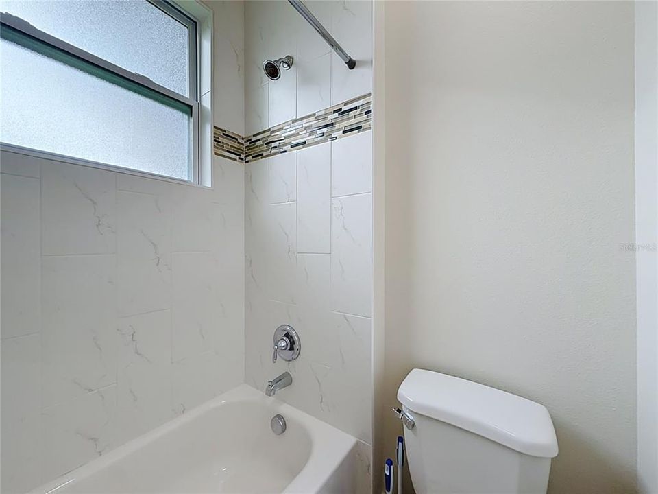 En Venta: $625,000 (4 camas, 3 baños, 2132 Pies cuadrados)
