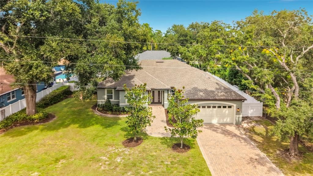 En Venta: $625,000 (4 camas, 3 baños, 2132 Pies cuadrados)