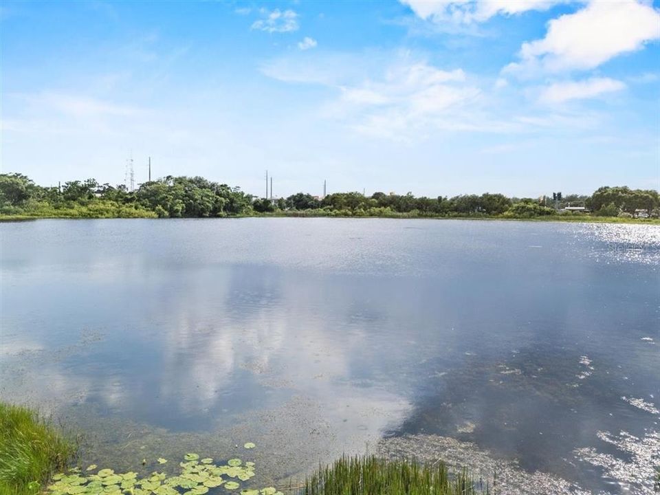 En Venta: $540,000 (4 camas, 3 baños, 1405 Pies cuadrados)
