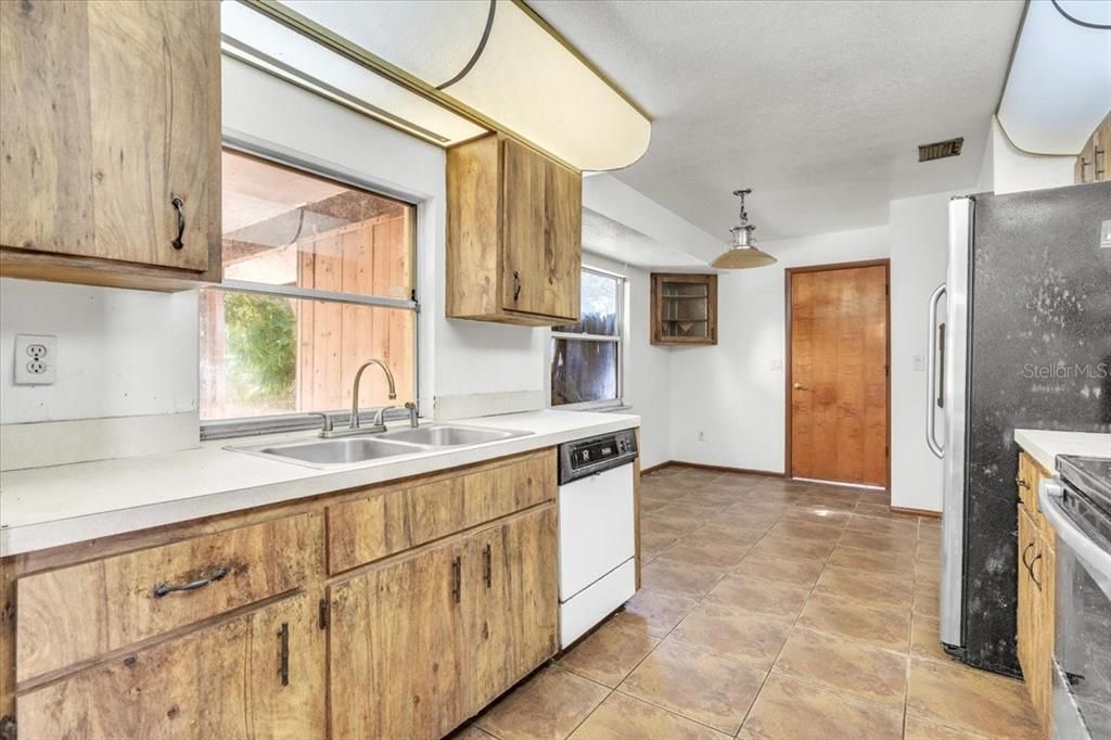 En Venta: $155,000 (2 camas, 2 baños, 1160 Pies cuadrados)