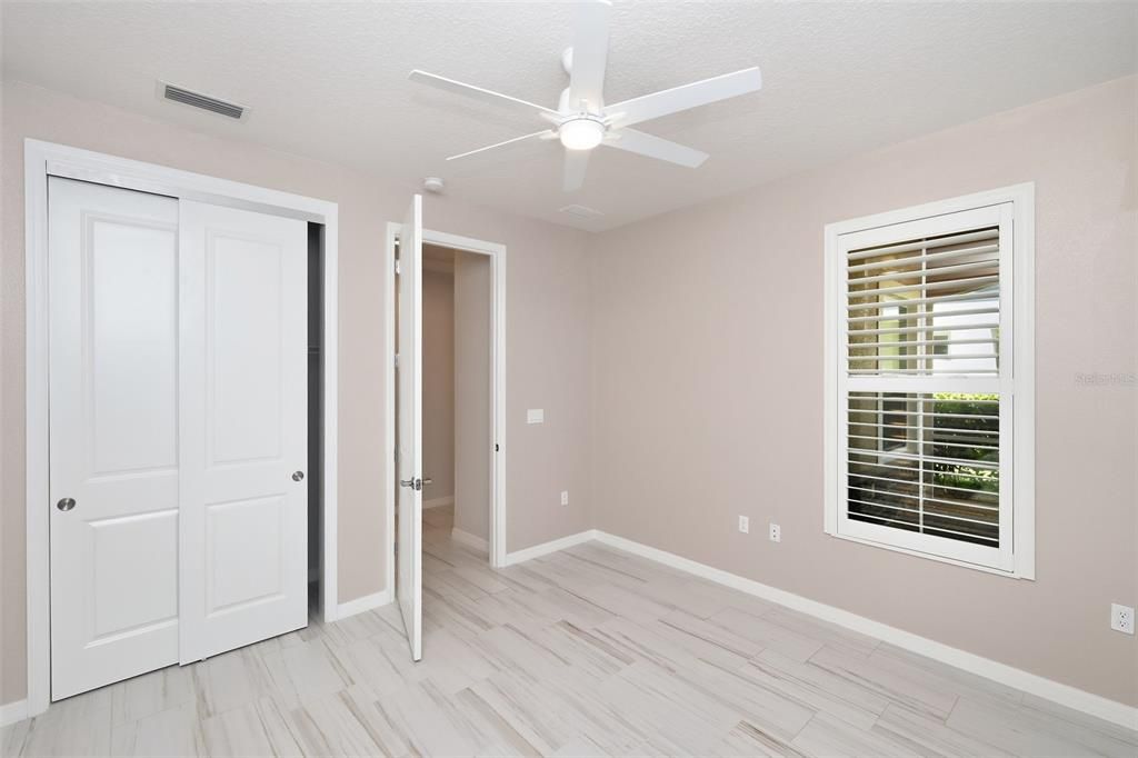 For Sale: $449,500 (2 beds, 2 baths, 1501 Square Feet)