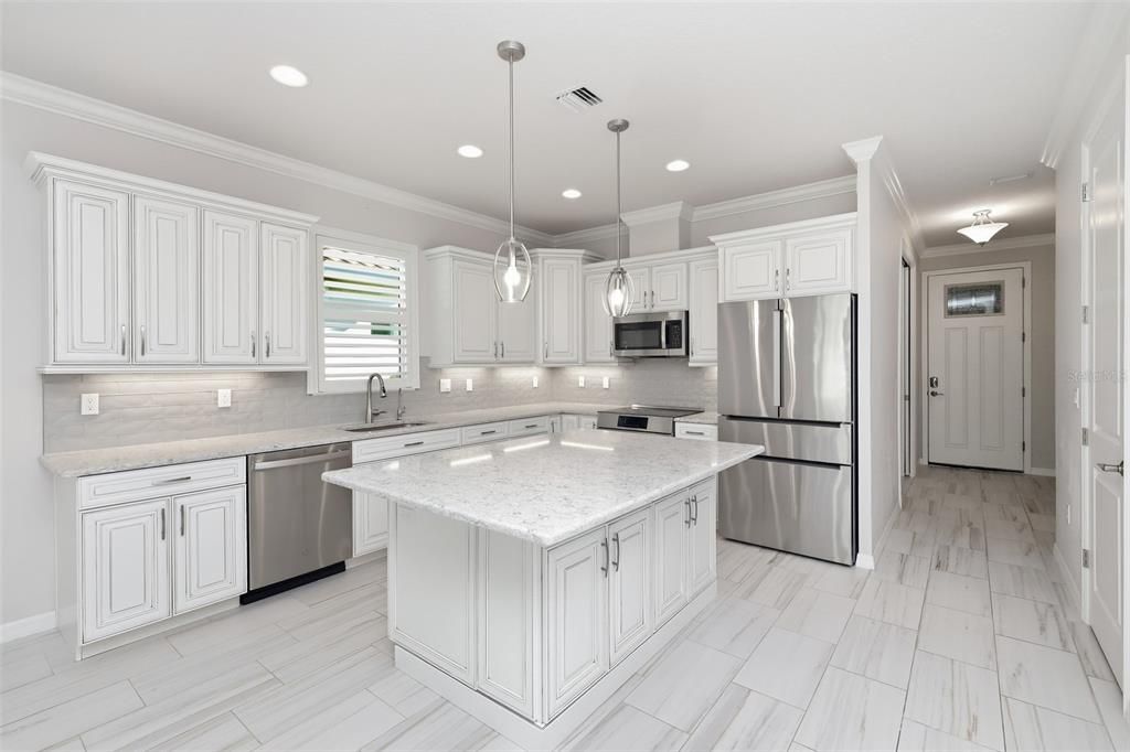 For Sale: $449,500 (2 beds, 2 baths, 1501 Square Feet)