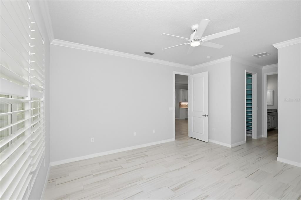 For Sale: $449,500 (2 beds, 2 baths, 1501 Square Feet)