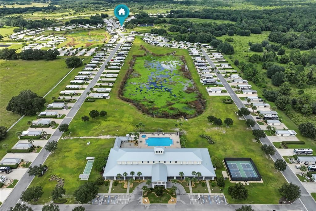 На продажу: $190,000 (0.14 acres)