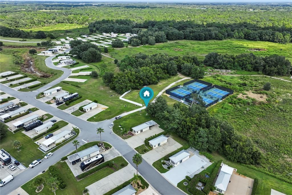 На продажу: $190,000 (0.14 acres)